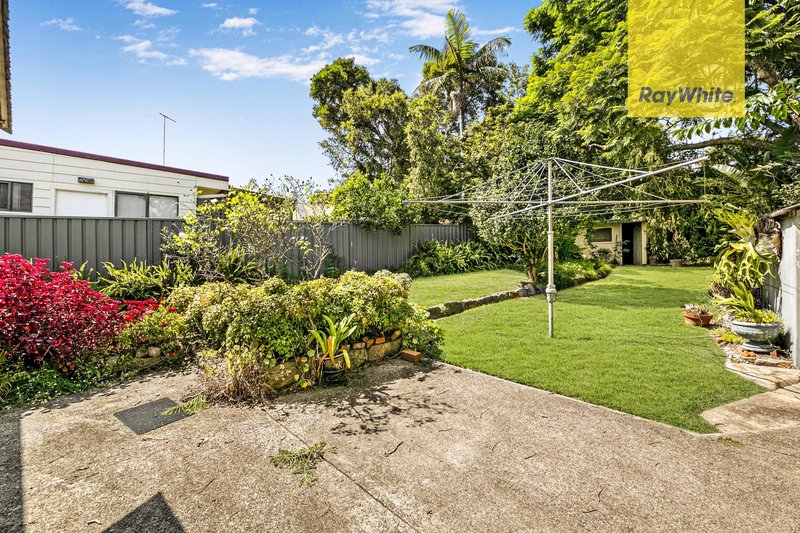 Photo - 40 Whitehaven Road, Northmead NSW 2152 - Image 9