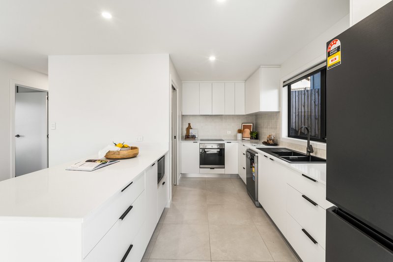Photo - 40 Whitestone Drive, Austins Ferry TAS 7011 - Image 7