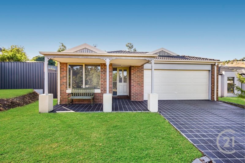 40 Wild Cherry Avenue, Pakenham VIC 3810