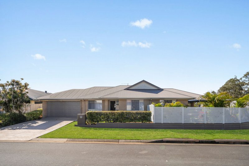Photo - 40 Willis Close, Redland Bay QLD 4165 - Image 1