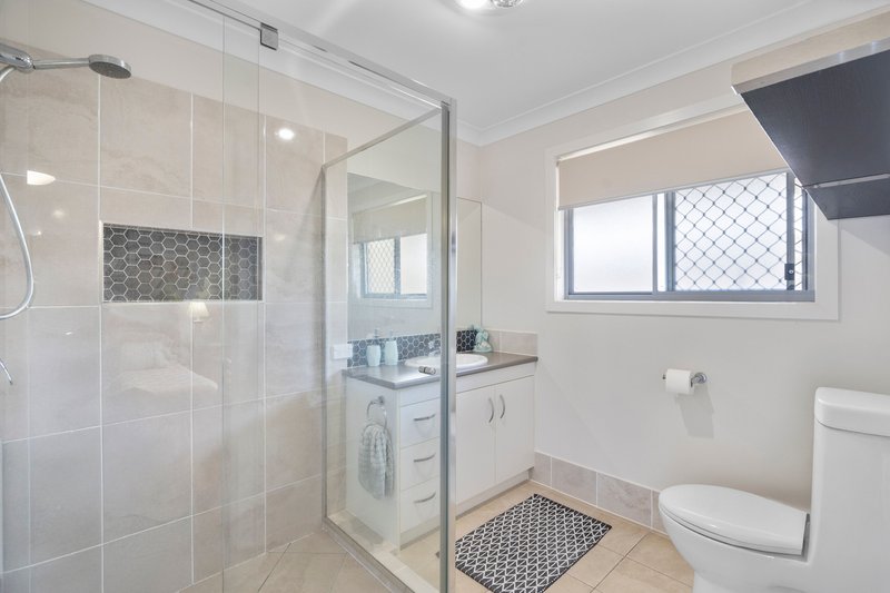 Photo - 40 Willis Close, Redland Bay QLD 4165 - Image 8