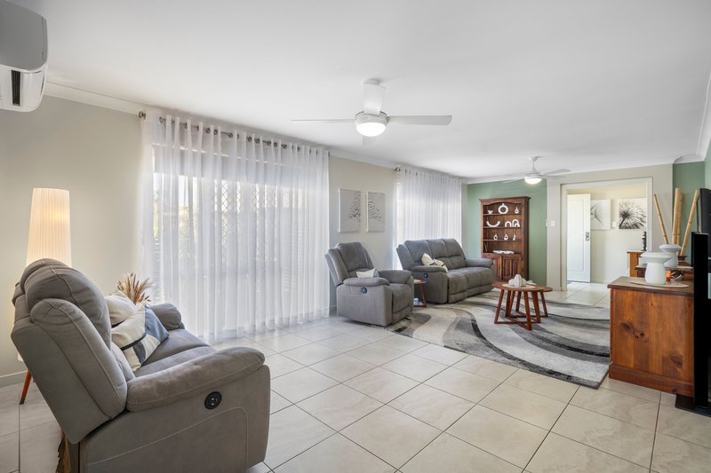 Photo - 40 Willis Close, Redland Bay QLD 4165 - Image 9