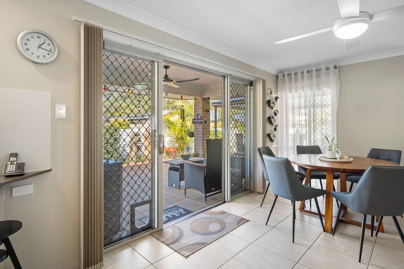 Photo - 40 Willis Close, Redland Bay QLD 4165 - Image 16