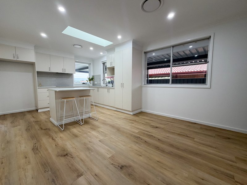 Photo - 40 Willoring Crescent, Jamisontown NSW 2750 - Image 2