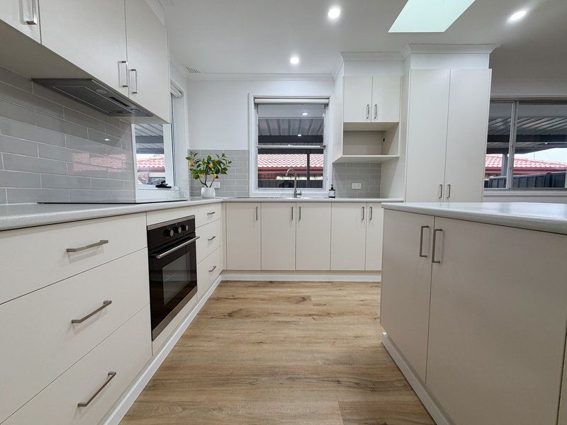 Photo - 40 Willoring Crescent, Jamisontown NSW 2750 - Image 3
