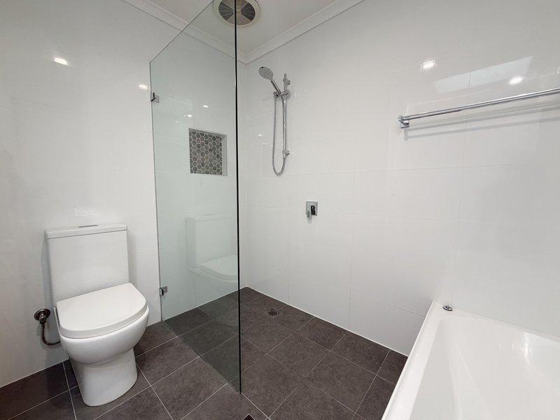 Photo - 40 Willoring Crescent, Jamisontown NSW 2750 - Image 8
