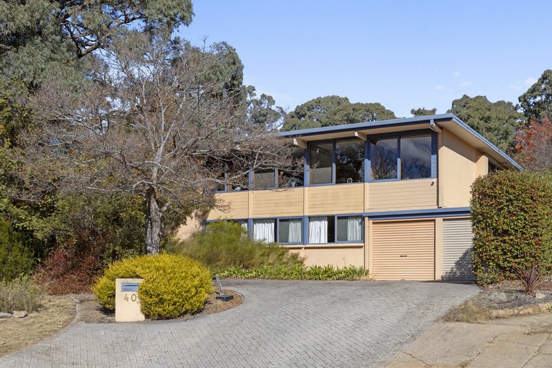 Photo - 40 Wilsmore Crescent, Chifley ACT 2606 - Image 4