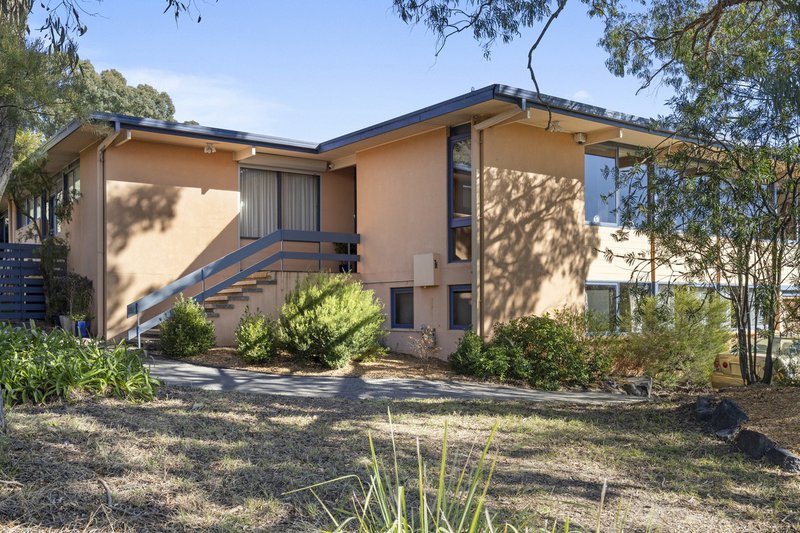 Photo - 40 Wilsmore Crescent, Chifley ACT 2606 - Image 6