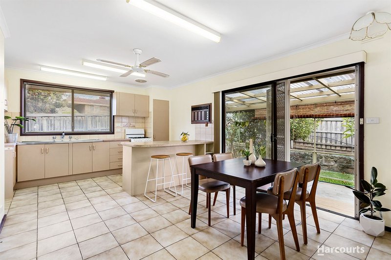 Photo - 40 Witchwood Cres , Burwood East VIC 3151 - Image 3