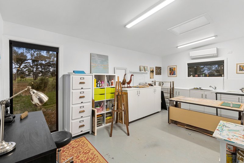 Photo - 40 You Yangs Road, Little River VIC 3211 - Image 17