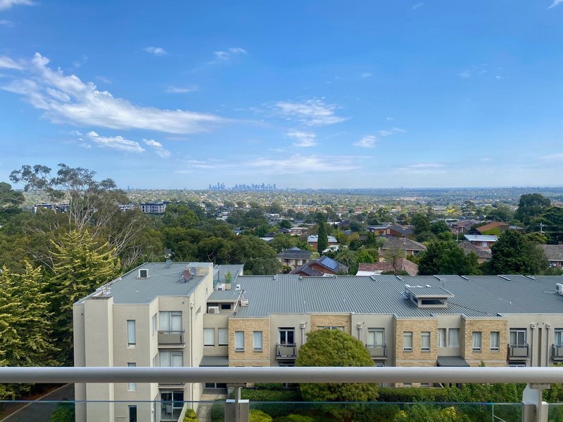 Photo - 4002/2 Sovereign Point Court, Doncaster VIC 3108 - Image 7