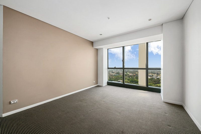 Photo - 4005/43 Herschel Street, Brisbane City QLD 4000 - Image 9