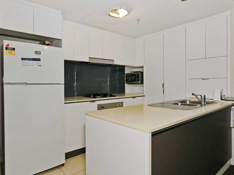 Photo - 4007/108 Albert St , Brisbane-City QLD 4000 - Image 2