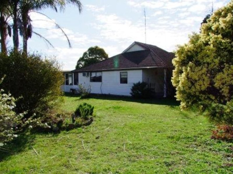 Photo - 401 Glendonbrook Road, Glendon Brook NSW 2330 - Image 2