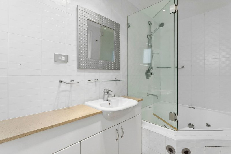 Photo - 401/10 West Promenade, Manly NSW 2095 - Image 4