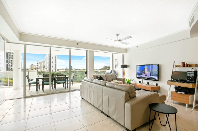 Photo - 401/14 Aerodrome Road, Maroochydore QLD 4558 - Image 2