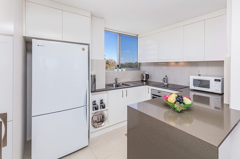 Photo - 401/15 Wyagdon Street, Neutral Bay NSW 2089 - Image 3