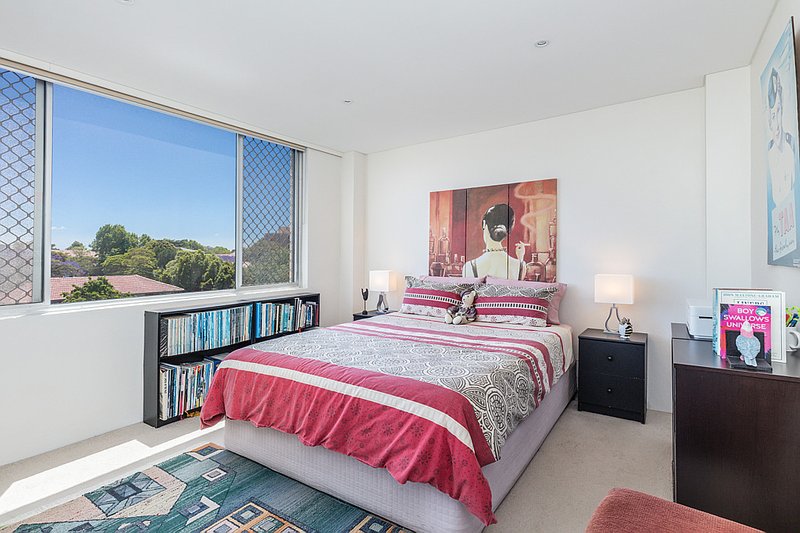 Photo - 401/15 Wyagdon Street, Neutral Bay NSW 2089 - Image 7