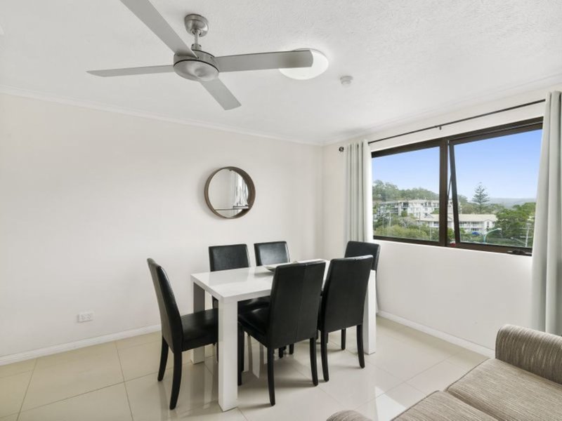 Photo - 401/1855 Gold Coast Highway, Burleigh Heads QLD 4220 - Image 8