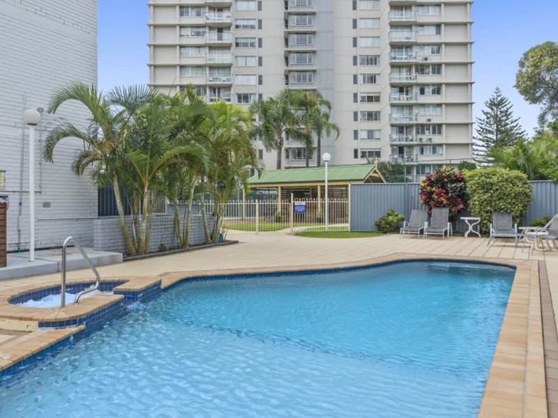 Photo - 401/1855 Gold Coast Highway, Burleigh Heads QLD 4220 - Image 13