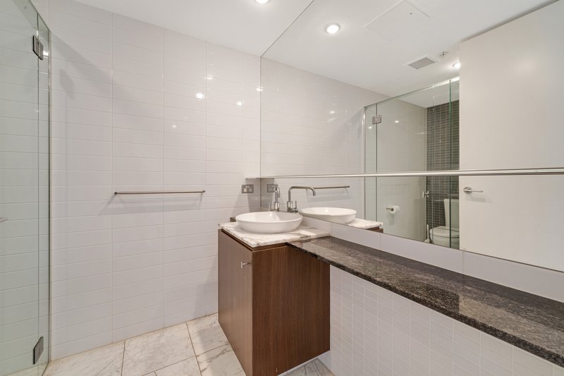 Photo - 401/19 Albert Ave , Broadbeach QLD 4218 - Image 14