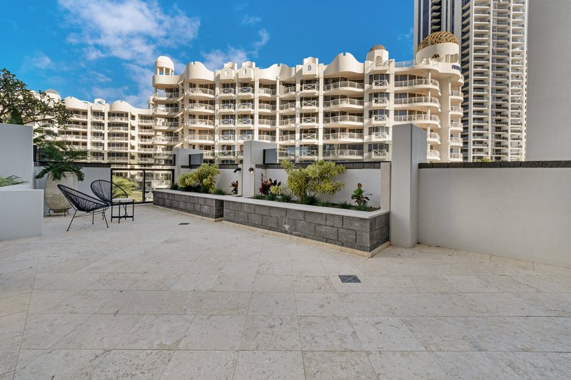 Photo - 401/19 Albert Ave , Broadbeach QLD 4218 - Image 15