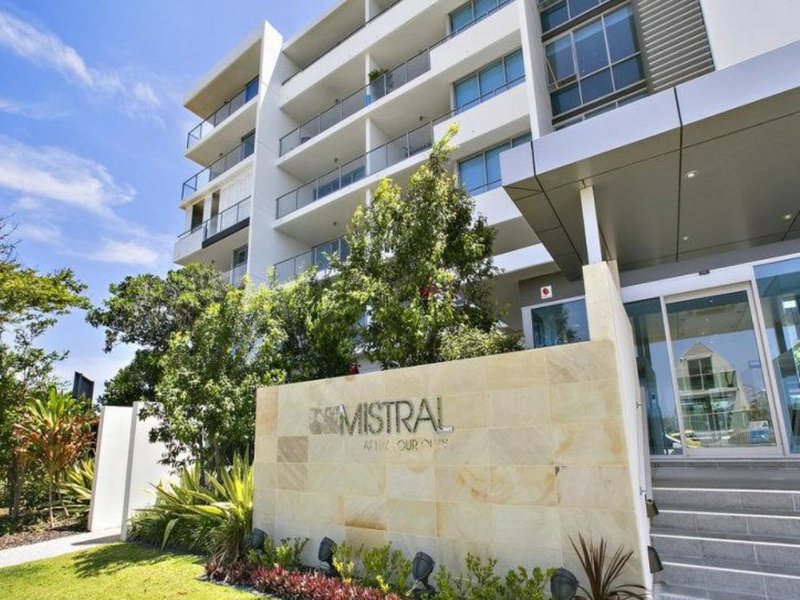 Photo - 401/2 East Quay Drive, Biggera Waters QLD 4216 - Image 12