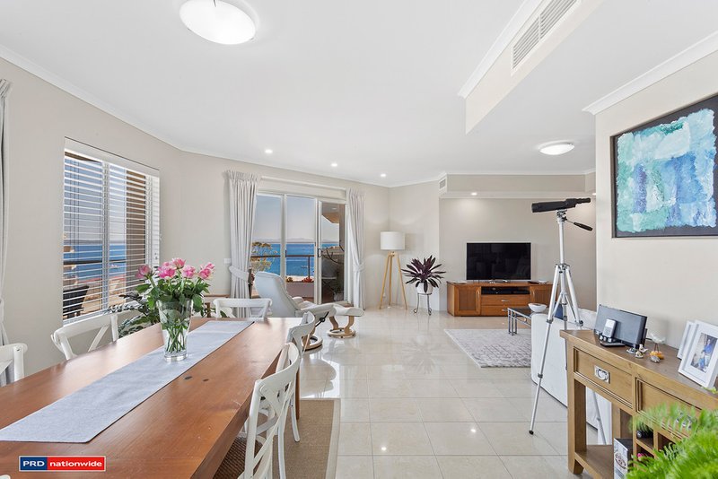 Photo - 401/2 Messines Street, , Shoal Bay NSW 2315 - Image 4