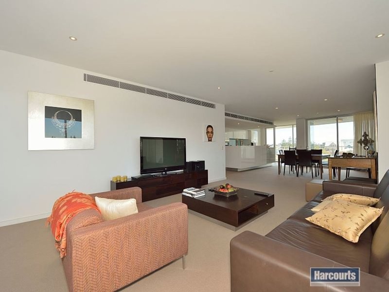 Photo - 401/3 Marco Polo Drive, Mandurah WA 6210 - Image 8