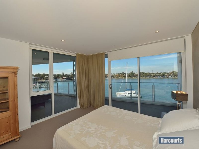 Photo - 401/3 Marco Polo Drive, Mandurah WA 6210 - Image 9