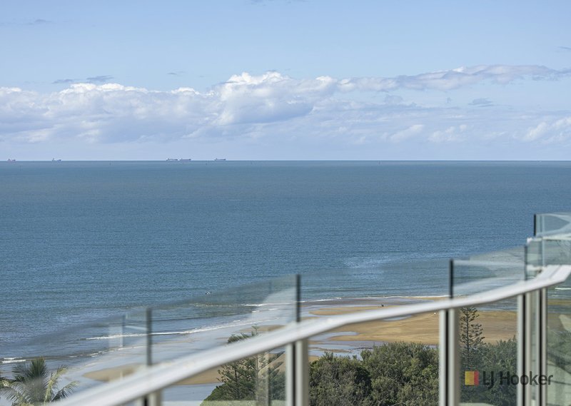 Photo - 401/3 Pacific Ave , Tannum Sands QLD 4680 - Image 1