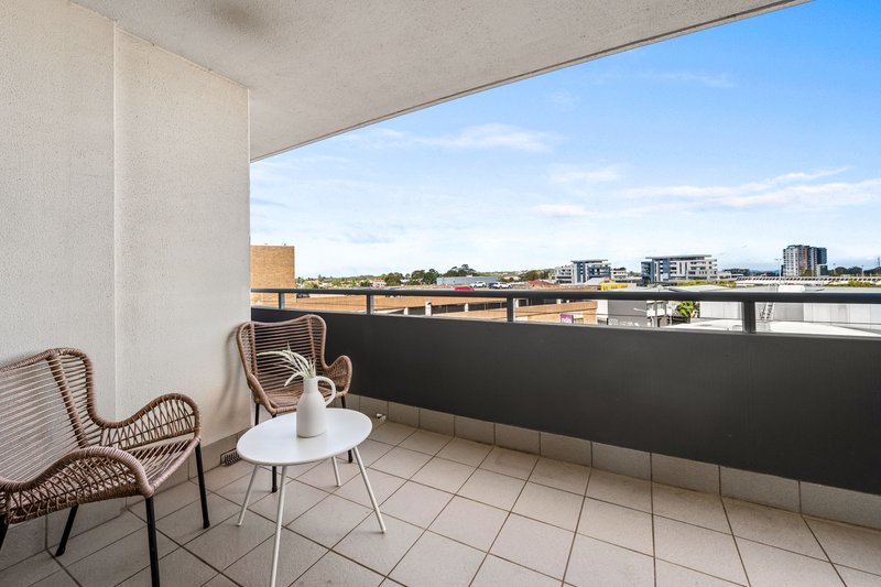 Photo - 401/316 Charlestown Road, Charlestown NSW 2290 - Image 5