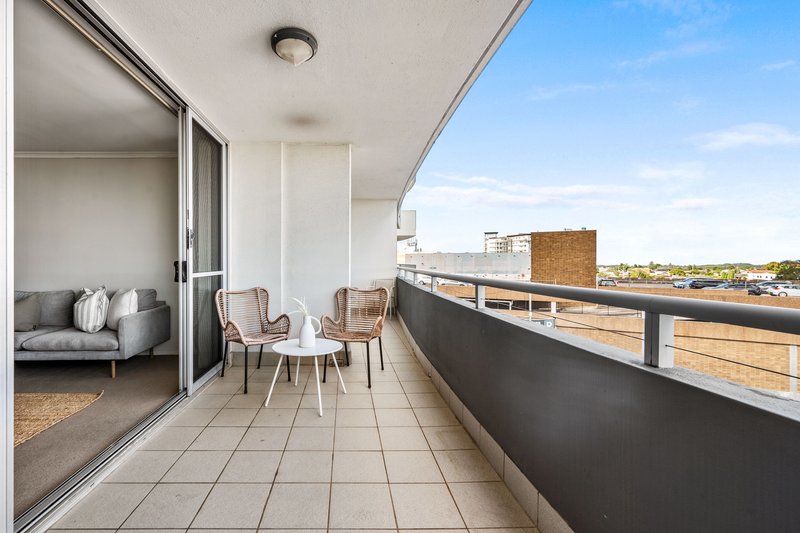 Photo - 401/316 Charlestown Road, Charlestown NSW 2290 - Image 6