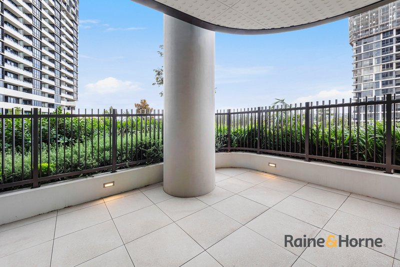 Photo - 401/36 Walker Street, Rhodes NSW 2138 - Image 1