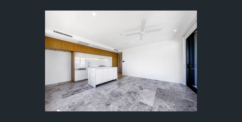 Photo - 401/4-6 Alexandra Avenue, Mermaid Beach QLD 4218 - Image 3