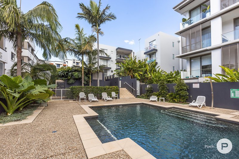 Photo - 401/42 Newstead Terrace, Newstead QLD 4006 - Image 14