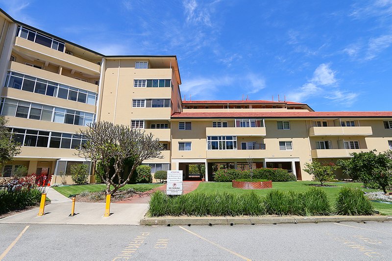 Photo - 401/45 Adelaide Terrace, East Perth WA 6004 - Image 23
