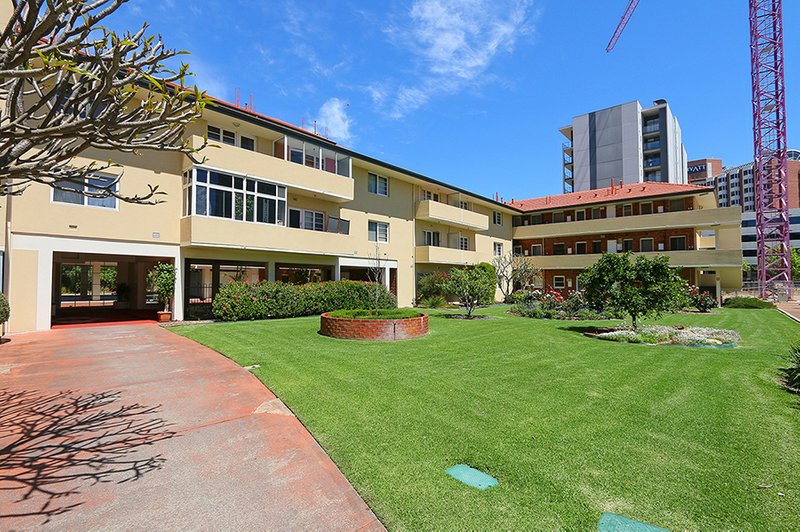 Photo - 401/45 Adelaide Terrace, East Perth WA 6004 - Image 24