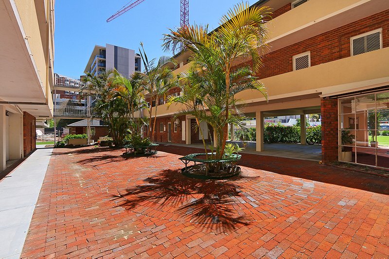 Photo - 401/45 Adelaide Terrace, East Perth WA 6004 - Image 27
