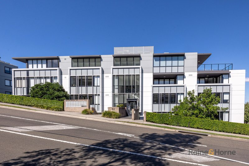 Photo - 401/62-70 Mobbs Lane, Eastwood NSW 2122 - Image 2