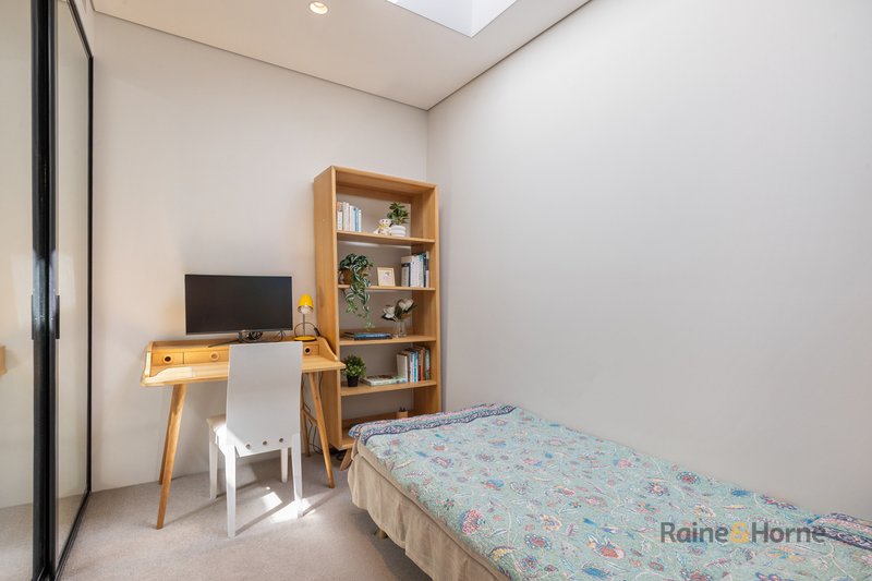 Photo - 401/62-70 Mobbs Lane, Eastwood NSW 2122 - Image 10