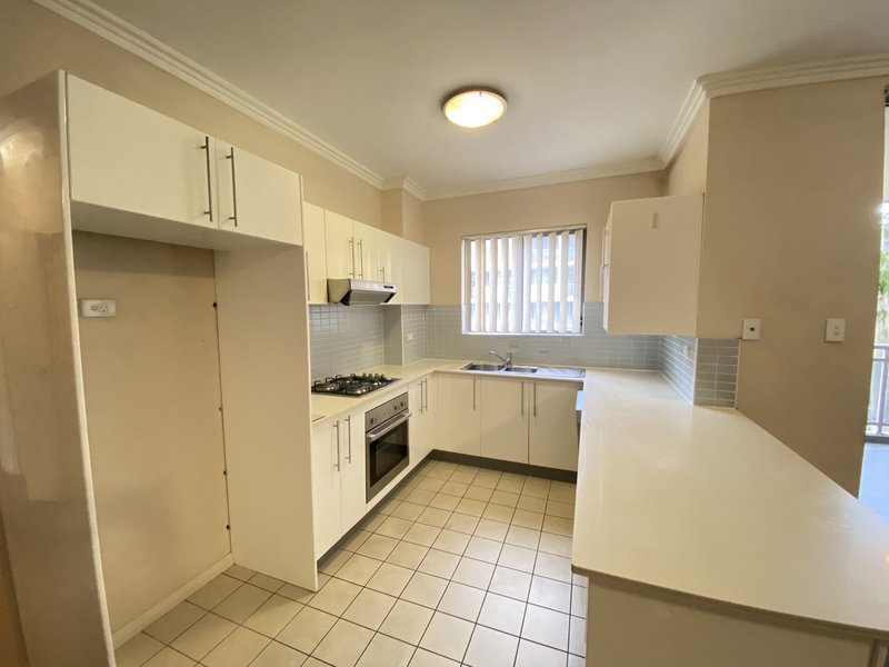 Photo - 40/17-19 Third Avenue, Blacktown NSW 2148 - Image 2