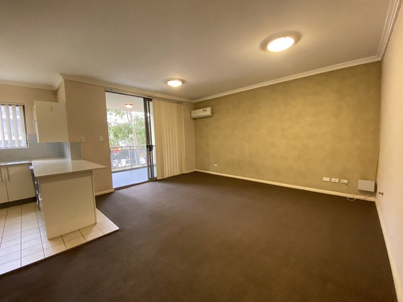 Photo - 40/17-19 Third Avenue, Blacktown NSW 2148 - Image 3