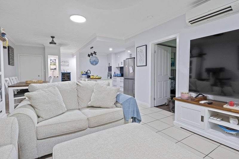 Photo - 40/1804 Captain Cook Highway, Clifton Beach QLD 4879 - Image 2