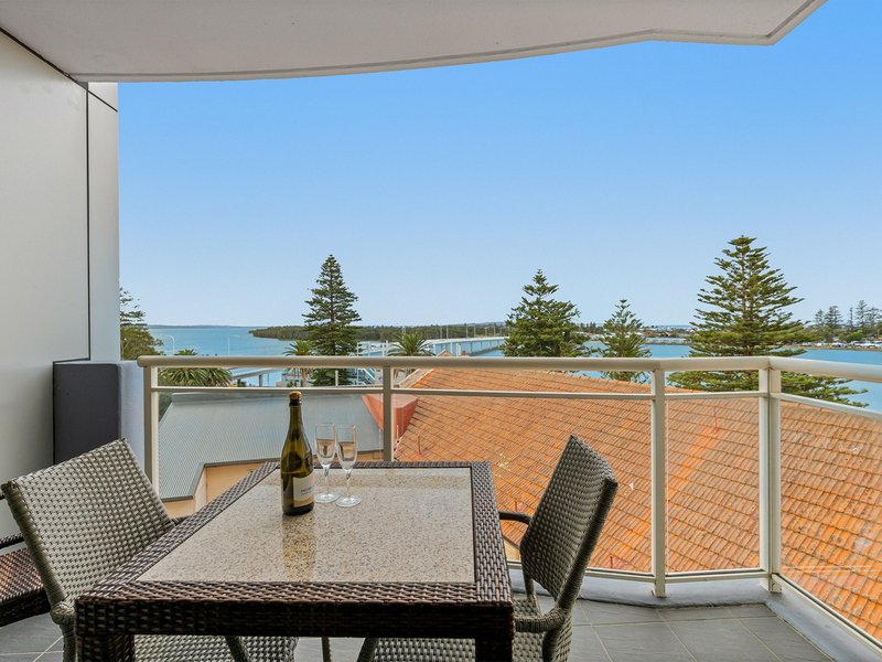 Photo - 401/89-95 The Entrance Road, The Entrance NSW 2261 - Image 3