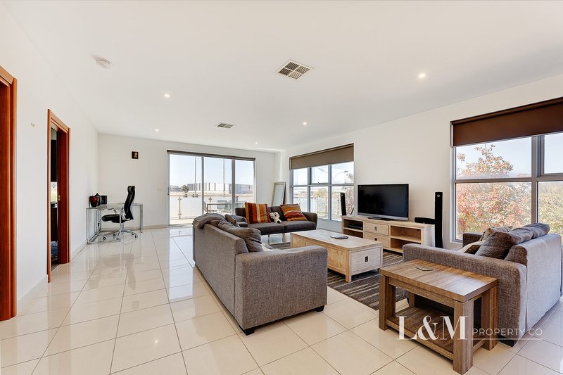 Photo - 40/189B South Centre Road, Tullamarine VIC 3043 - Image 4