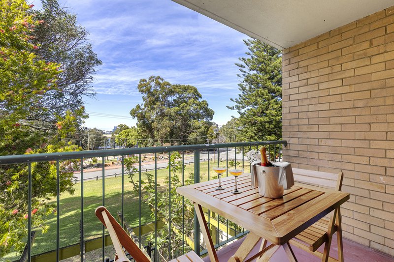 40/2 Bardon Place, Maylands WA 6051