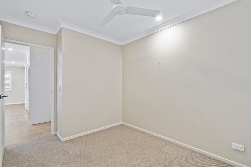 Photo - 402 Glades Street, Chambers Flat QLD 4133 - Image 9