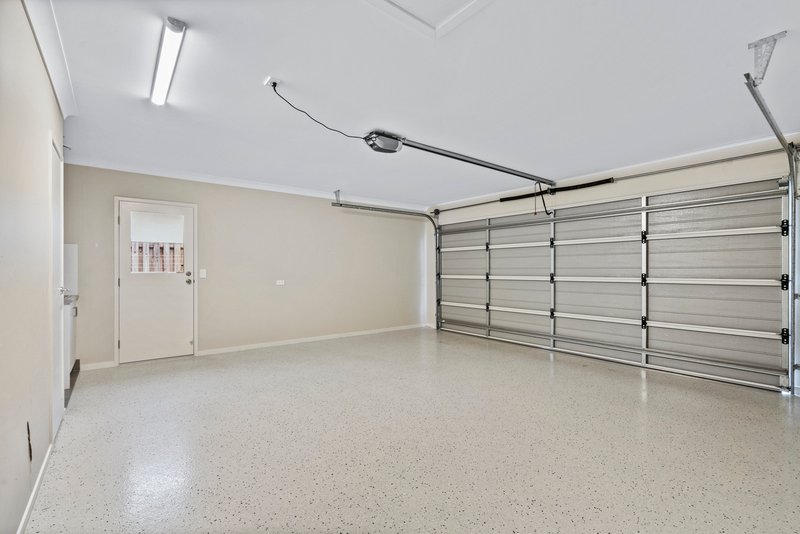 Photo - 402 Glades Street, Chambers Flat QLD 4133 - Image 15