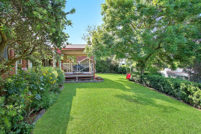 402 Halehaven Crescent, Lavington NSW 2641